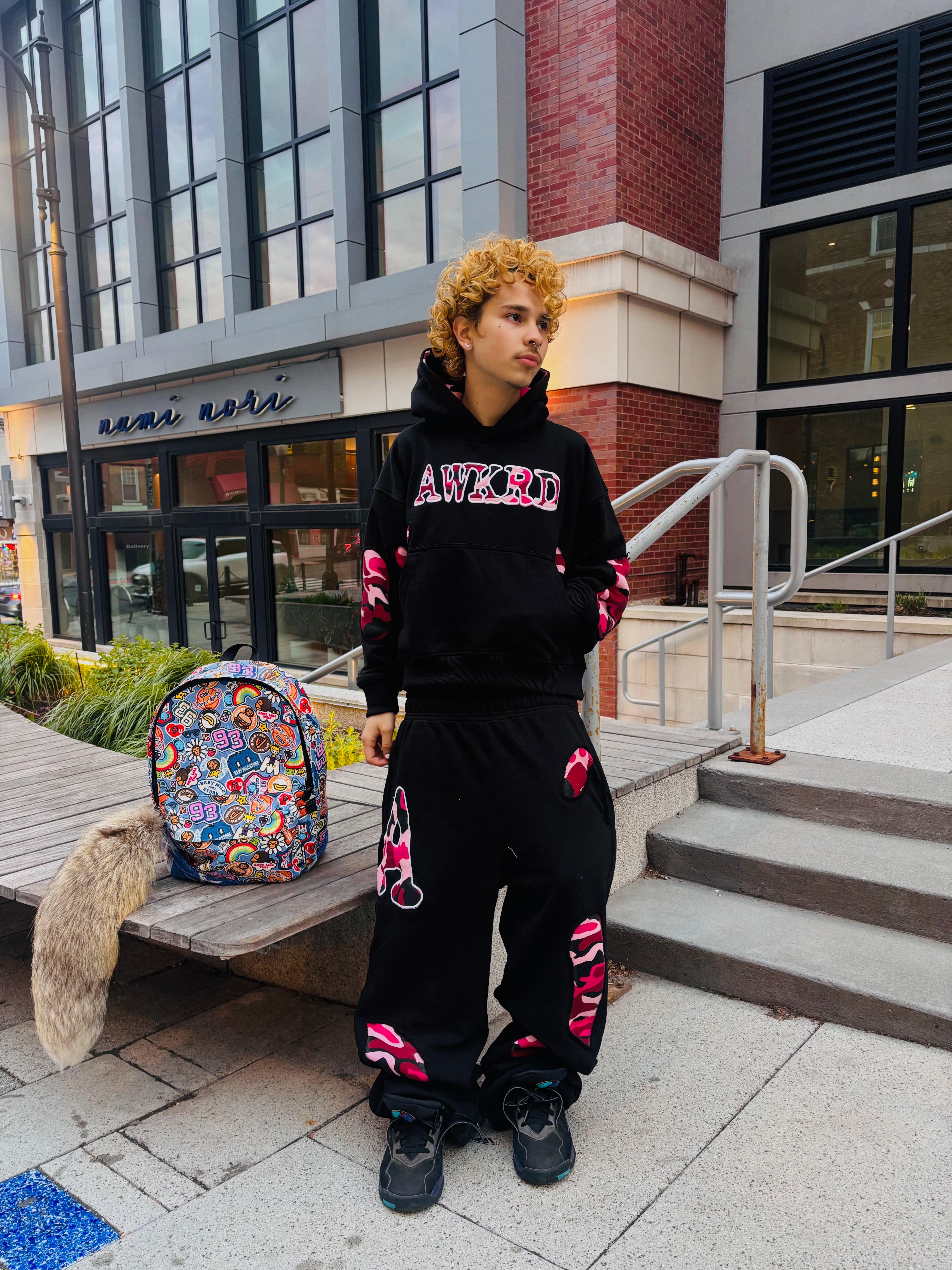 BLACK PINK CAMO SWEATSUIT
